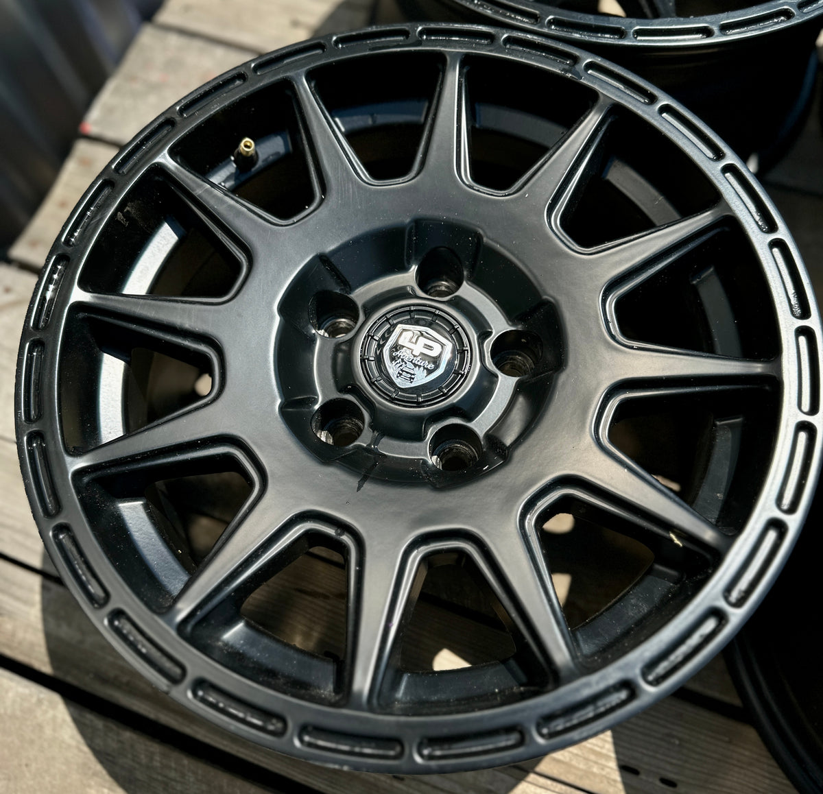 Set of 4 LP Aventure wheels - LP1 - 15x7 ET15 5x114.3 - Matte Black